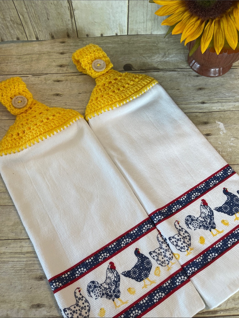 Crochet Top Hanging Towel Set of 2 Single Thickness Chickens